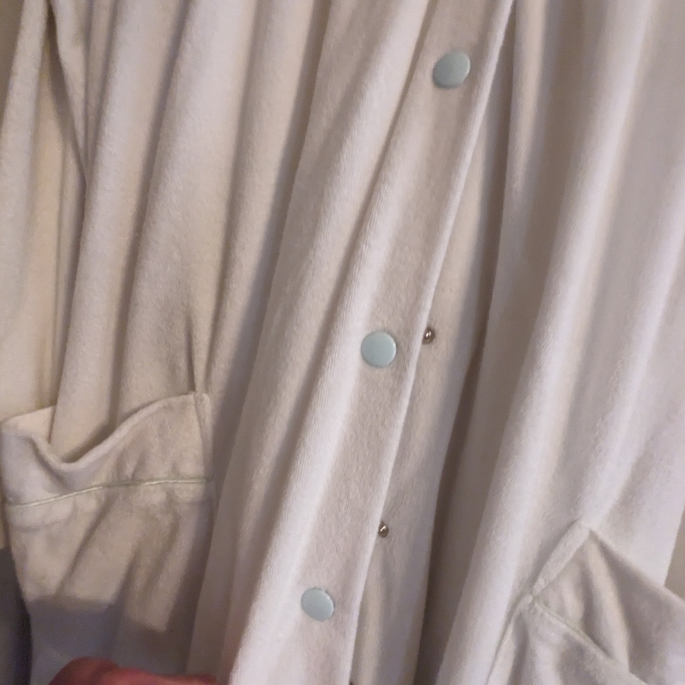 Ladies Terry Cloth Snap Up Robe - Picture 5 of 6